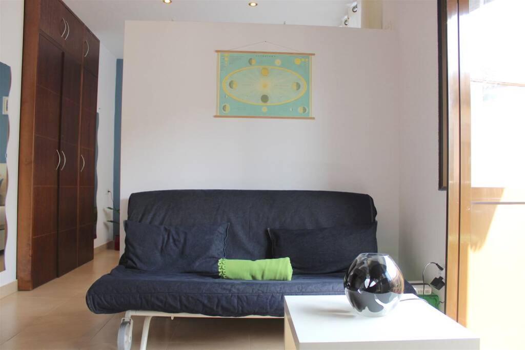 Good Vibes Rustic Downtown Alvarez Apartment Malaga Exterior photo