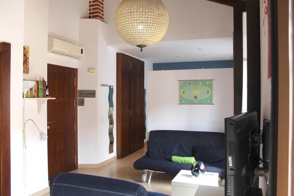 Good Vibes Rustic Downtown Alvarez Apartment Malaga Exterior photo